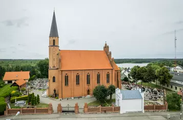 Raciąż. Kościół pw. Św. Trójcy. Fot. Tomasz Czachorowski