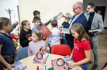 Spotkanie marszałka z dziećmi z terenów powodziowych, fot. Andrzej Goiński UMWKP