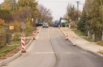 Modernizacja drogi wojewódzkiej nr 657 w Nowej Wsi, fot. Szymon Zdziebło/tarantoga.pl dla UMWKP