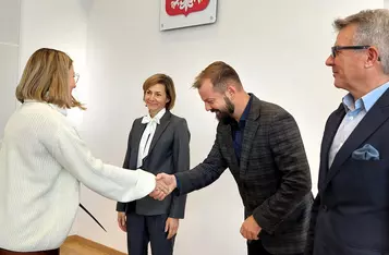 Studenci z Chełmna i okolic ze stypendiami starosty chełmińskiego/ Starostwo Powiatowe w Chełmnie