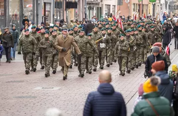 Narodowe Święto Niepodległości\Toruńskie obchody, fot. Szymon Zdziebło tarantoga.pl dla UMWKP