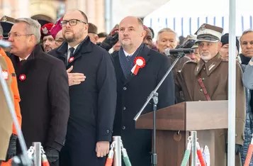 Narodowe Święto Niepodległości\Toruńskie obchody, fot. Szymon Zdziebło tarantoga.pl dla UMWKP