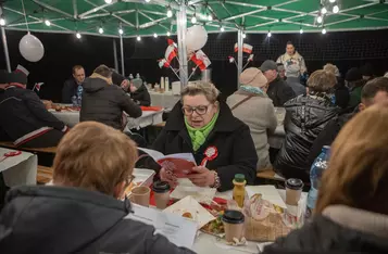 Narodowe Święto Niepodległości\Piknik z okazji Dnia Niepodległości w Brukach Unisławskich, fot. Mikołaj Kuras dla UMWKP