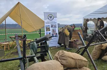 Piknik zimowy z inscenizacją historyczną w Borównie/ Fot. Bartosz Kubacki