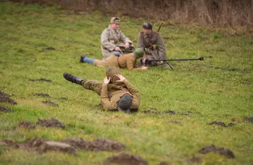 Piknik zimowy z inscenizacją historyczną w Borównie/ Fot. Pitrex