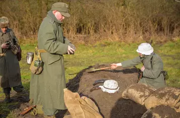 Piknik zimowy z inscenizacją historyczną w Borównie/ Fot. Pitrex