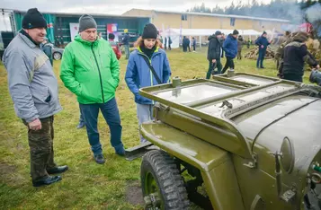 Piknik zimowy z inscenizacją historyczną w Borównie/ Fot. Pitrex