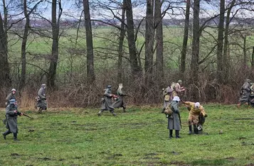 Piknik zimowy z inscenizacją historyczną w Borównie/ Fot. Bartosz Kubacki