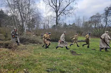 Piknik zimowy z inscenizacją historyczną w Borównie/ Fot. Bartosz Kubacki