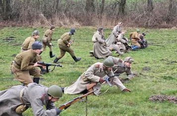 Piknik zimowy z inscenizacją historyczną w Borównie/ Fot. Bartosz Kubacki
