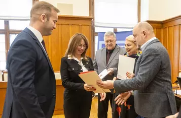 Ceremonia przekazania umów FEdKP, 28 lutego 2025, fot. Szymon Zdziebło/tarantoga.pl dla UMWKP