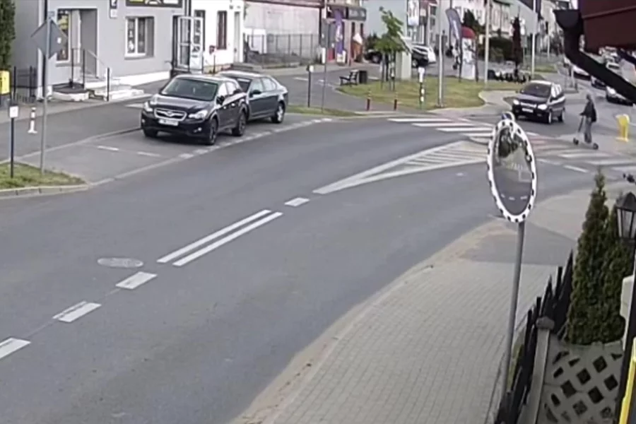 Wypadek z udziałem hulajnogi w centrum Świecia/ Fot. KPP Świecie