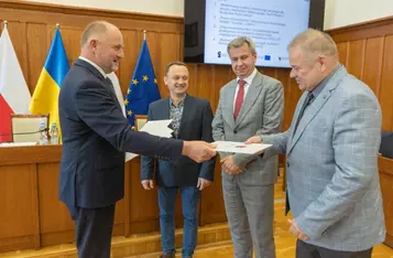 Wręczenie umów FEdKP 2021-2027, 16 maja 2025 r., fot. Mikołaj Kuras dla UMWKP