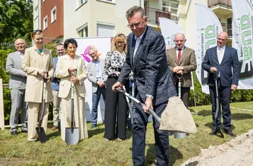 Pierwsza łopata pod budowę nowego segmentu diagnostycznego WSD, fot. Tomasz Czachorowski/eventphoto dla UMWKP