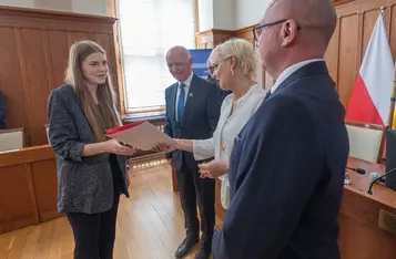Uroczystość wręczenia umów FEdKP, 13 czerwca 2025 r., fot. Mikołaj Kuras dla UMWKP