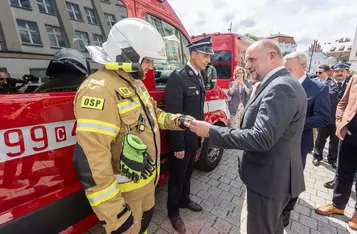 Przekazanie sprzętu jednostkom OSP, fot. Mikołaj Kuras dla UMWKP