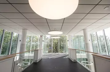 Nowe skrzydło kompleksu głównego Książnicy Kopernikańskiej, fot. Szymon Zdziebło/tarantoga dla UMWKP