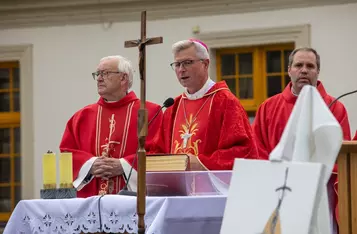 Uroczyste spotkanie w Przysieku, fot. Mikołaj Kuras dla UMWKP