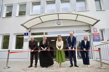 Uroczystość otwarcia centrum usług społecznych w Inowrocławiu, fot. Andrzej Goiński/UMWKP