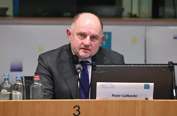 Marszałek Piotr Całbecki podczas sesji plenarnej Komitetu Regionów, fot. Mieszko Matusiak/UMWKP
