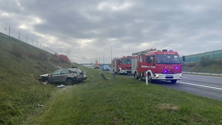 Dachowanie na A1 pod Chełmnem/ Fot. KP PSP Chełmno