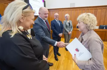 Przekazanie umów o finansowanie projektów w ramach FEdKP, 29 października 2025, fot. Mikołaj Kuras dla UMWKP
