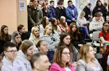 Klub młodzieżowy w Chełmży, fot. Szymon Zdziebło/tarantoga.pl dla UMWKP