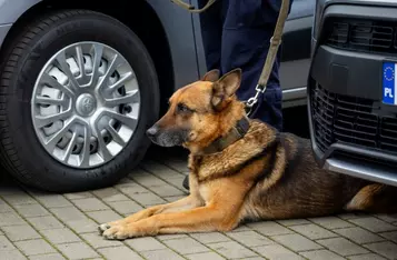 Uroczyste przekazanie sprzętu policji, fot. Tomasz Czachorowski/eventphoto.com.pl dla UMWKP
