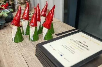 Wręczenie nagród w konkursie dziennikarskim, fot. Szymon Zdziebło/tarantoga.pl dla UMWKP