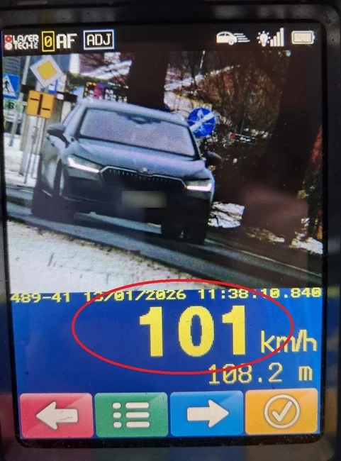 Kobieta spod Świecia w terenie zabudowanym pędziła jak po autostradzie/ Fot. KPP Świecie