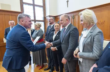 Uroczystość wręczenia umów KPO, 9 lutego 2026, fot. Mikołaj Kuras dla UMWKP