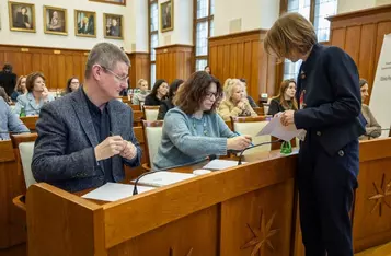 Dyktando w Urzędzie Marszałkowskim, fot. Szymon Zdziebło/tarantoga.pl dla UMWKP