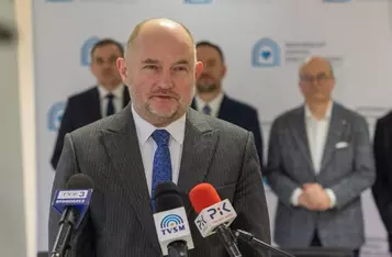 Podpisanie umowy w sprawie finansowania inwestycji, fot. Mikołaj Kuras dla UMWKP