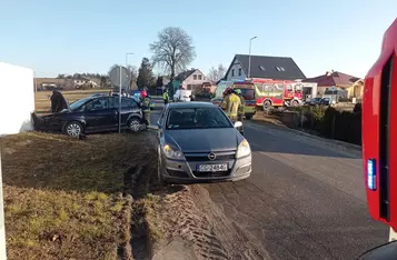 Wypadek pod Chełmnem. Do szpitala trafiły dzieci/ Fot. KP PSP Chełmno