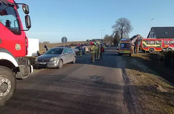 Wypadek pod Chełmnem. Do szpitala trafiły dzieci/ Fot. KP PSP Chełmno