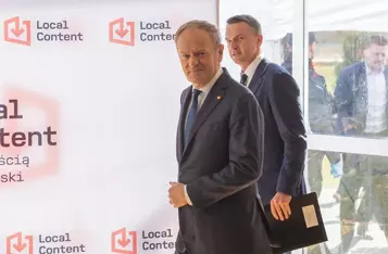 Polski local content – konferencja premiera Donalda Tuska i ministra Wojciecha Balczuna w Ostaszewie, fot. Mikołaj Kuras dla UMWKP