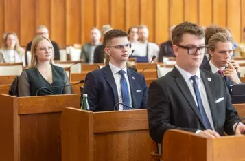 Ostatnia sesja Młodzieżowego Sejmiku Województwa II kadencji, fot. Szymon Zdziebło/tarantoga dla UMWKP