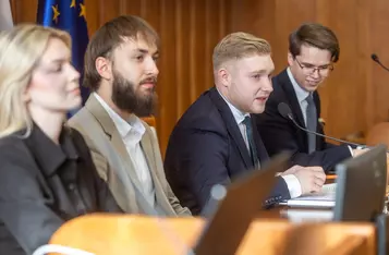 Ostatnia sesja Młodzieżowego Sejmiku Województwa II kadencji, fot. Szymon Zdziebło/tarantoga dla UMWKP