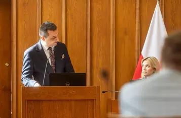 Ostatnia sesja Młodzieżowego Sejmiku Województwa II kadencji, fot. Szymon Zdziebło/tarantoga dla UMWKP