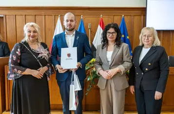 Ostatnia sesja Młodzieżowego Sejmiku Województwa II kadencji, fot. Szymon Zdziebło/tarantoga dla UMWKP