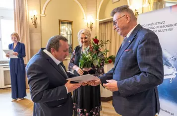 Nagrody z okazji Międzynarodowego Dnia Teatru, fot. Szymon Zdziebło/tarantoga.pl dla UMWKP