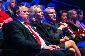 Gala z okazji 35-lecia samorządu pielęgniarek i położnych, Toruń, Jordanki, fot. Szymon Zdziebło/tarantoga dla UMWKP