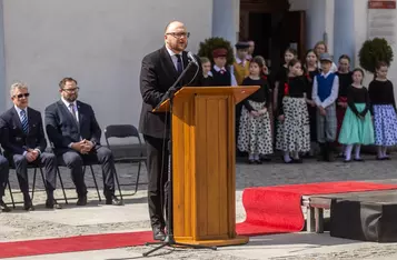 Podpisanie listu intencyjnego w sprawie obchodów rocznicy lokacji miejskiej Torunia i Chełmna, fot. Szymon Zdziebło/tarantoga dla UMWKP