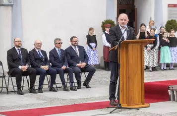 Podpisanie listu intencyjnego w sprawie obchodów rocznicy lokacji miejskiej Torunia i Chełmna, fot. Szymon Zdziebło/tarantoga dla UMWKP