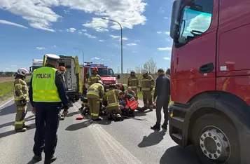 Wypadek na drodze wojewódzkiej nr 548 w Krusinie pod Chełmnem/ Fot. KP PSP Chełmno