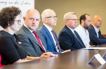 Umowa o finansowanie rozbudowy i modernizacji zespołu głównego Centrum Onkologii podpisana, fot. Tomasz Czachorowski/eventphoto dla UMWKP