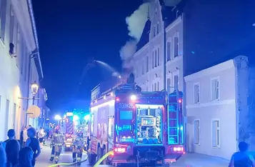Pożar kamienicy przy ul. 22 Stycznia w Chełmnie/ Fot. Nadesłane