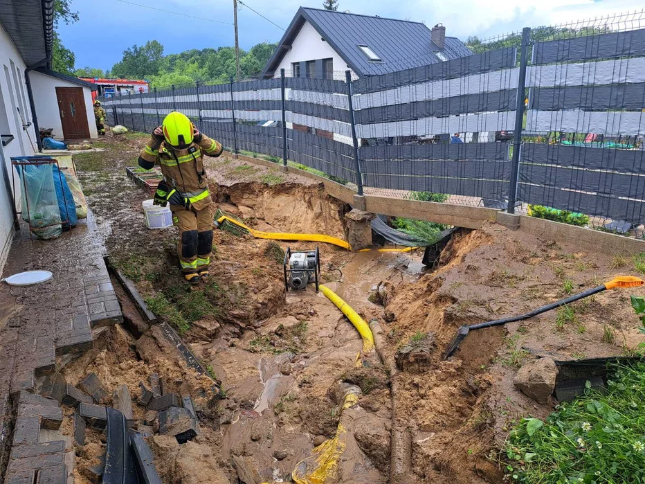 Burza, która w Boże Ciało przeszła nad Chełmnem, spowodowała kilkadziesiąt tysięcy zł strat/ KP PSP Chełmno