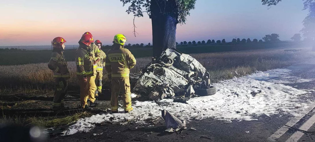 Tragiczny wypadek na drodze pod Chełmnem/ Fot. KP PSP Chełmno