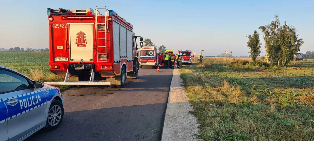 Na drodze pod Chełmnem czołowo zderzyły się auta/ Fot. KP PSP Chełmno